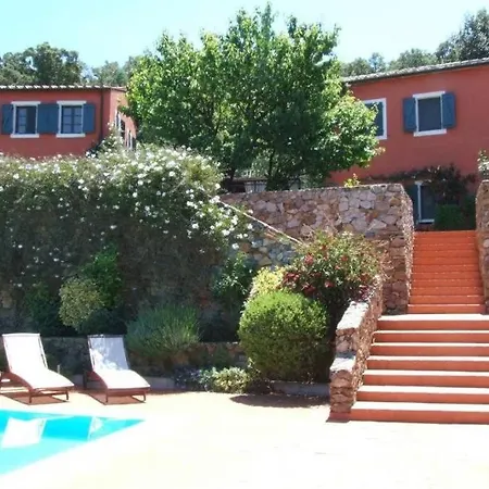 Villa Appiani In Elba Island With Private Pool וילה
